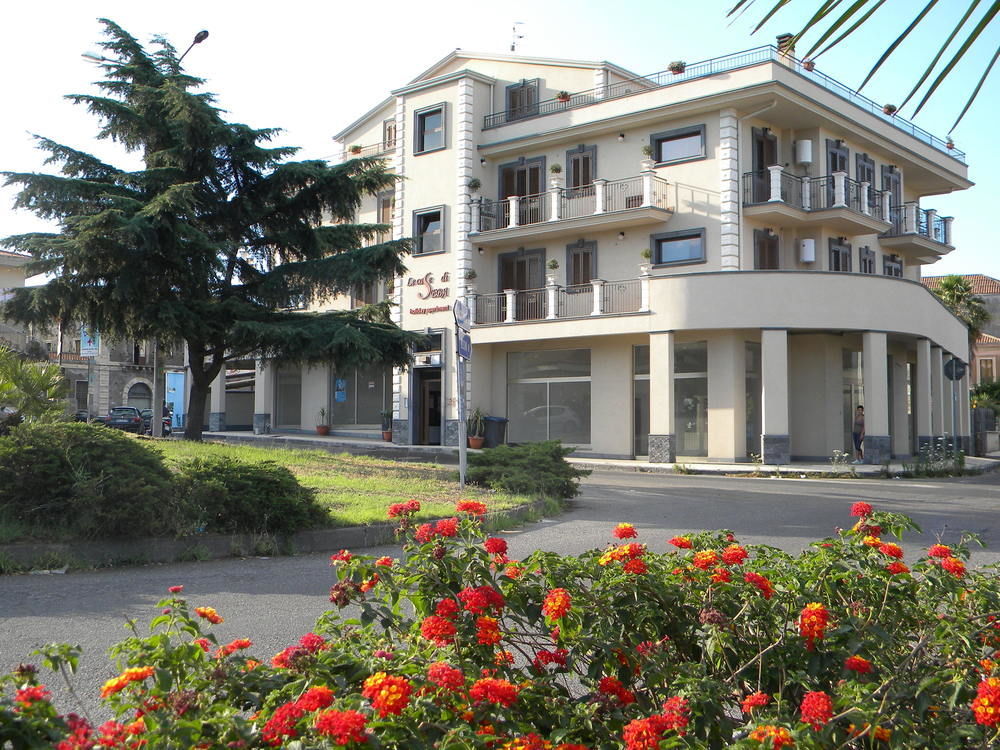 Le Case Di Seba Mascali Exterior photo